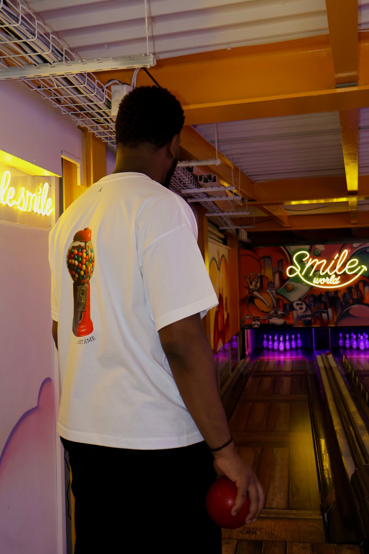 Le T-Shirt Distributeur