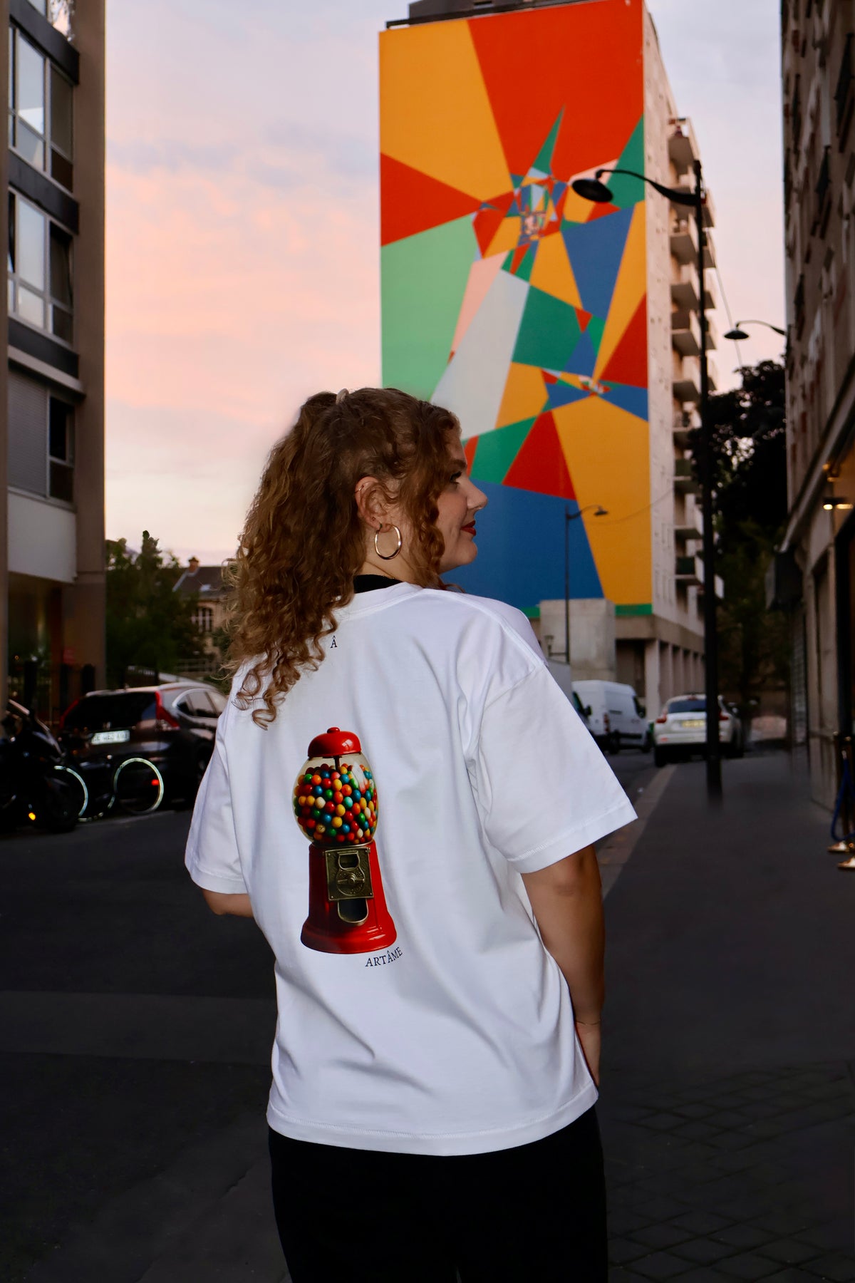 Le T-Shirt Distributeur